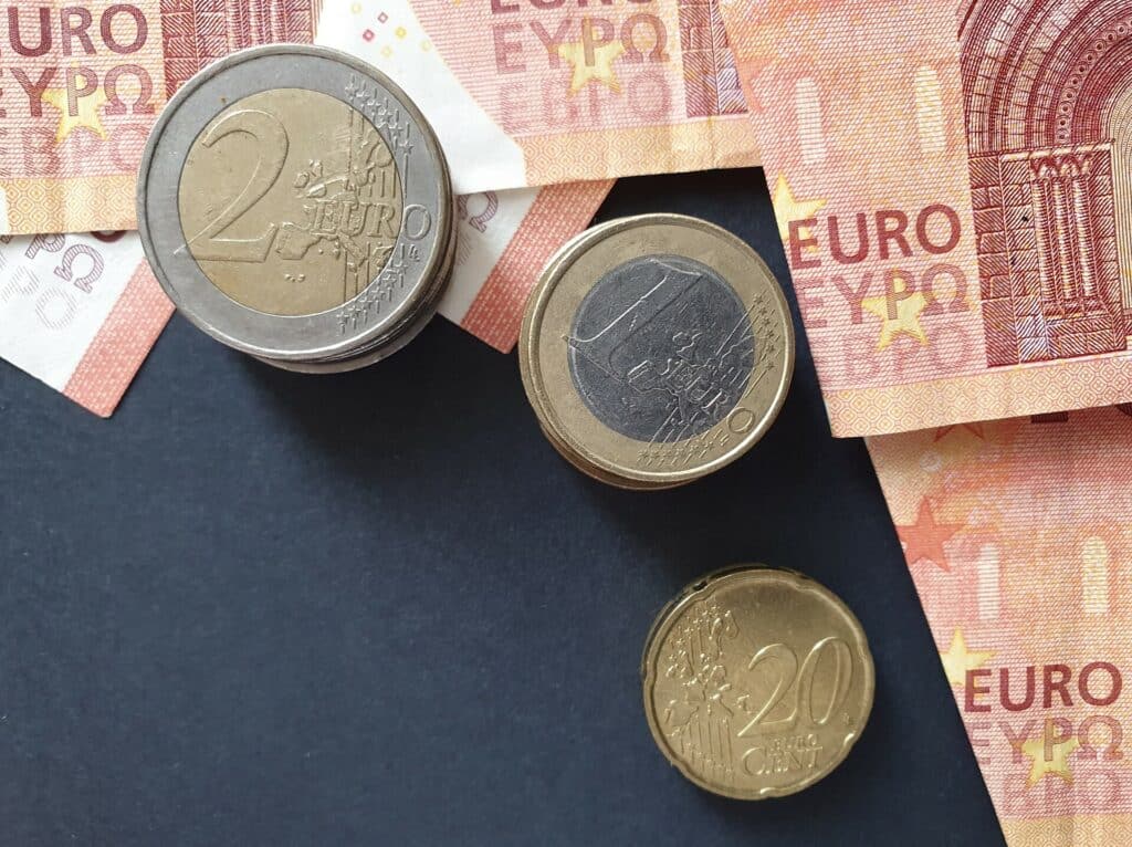 Во Шпанија е откриена банда фалсификатори на евро монети