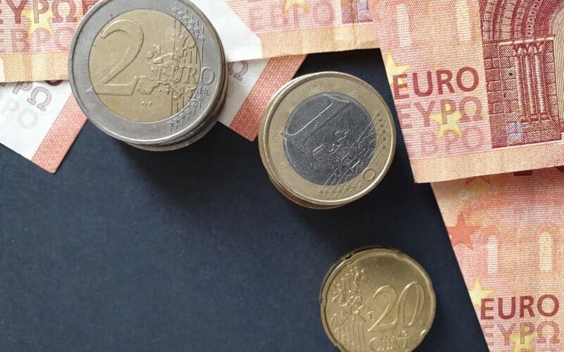 Во Шпанија е откриена банда фалсификатори на евро монети