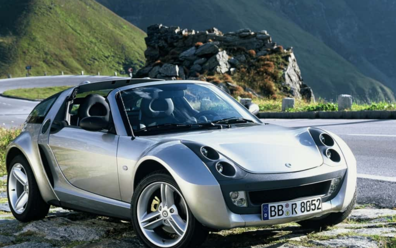 Електричниот Smart Roadster се враќа на сцена